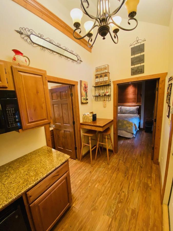 All Seasons Treehouse Village Eureka Springs Εξωτερικό φωτογραφία