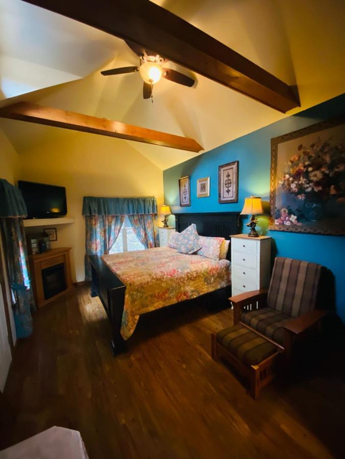 All Seasons Treehouse Village Eureka Springs Εξωτερικό φωτογραφία